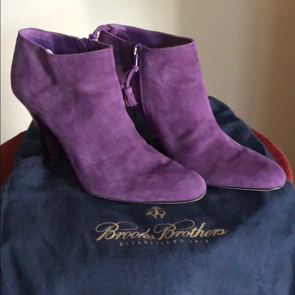 Brooks Brothers Suede Boots